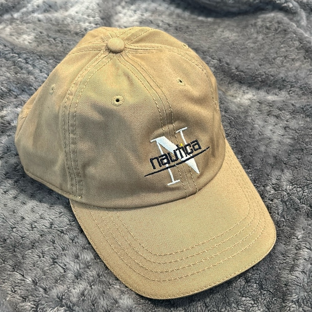 Perfect condition tan Nautica hat, baseball cap